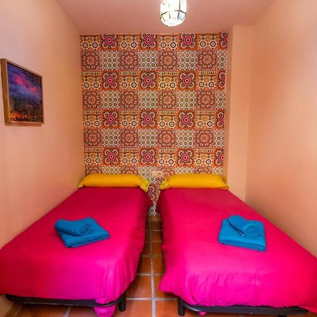 Tuguest Aljibe Del Rey Apartment - Free Parking Granada Dış mekan fotoğraf